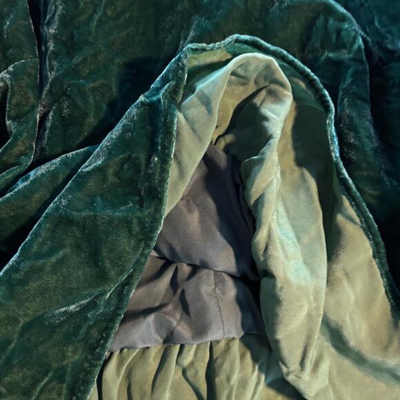 J.Crew Emerald Green Crushed Velvet Sleeveless Top - Ruffle Hem, Size 4 - Picture 5 of 7